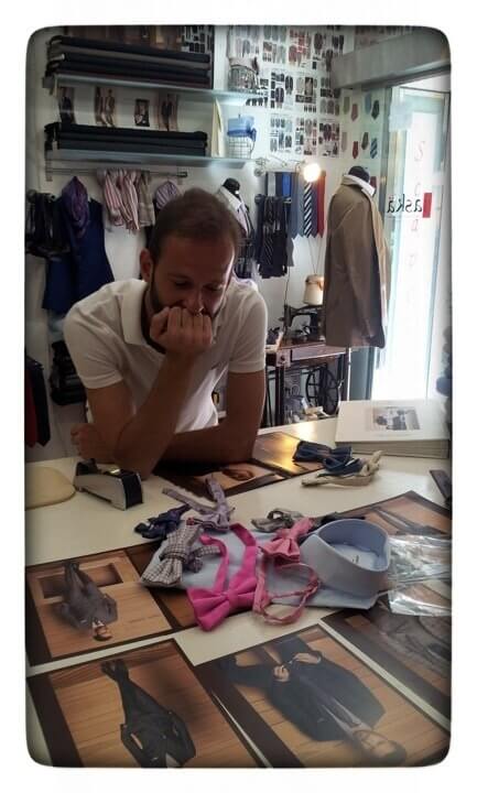 Un cliente in Sartoria Scavelli ~ Roma