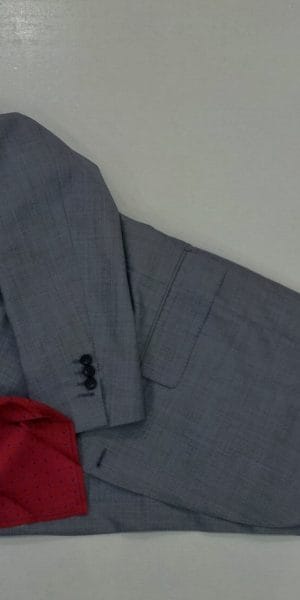 Non il solito abito grigio…