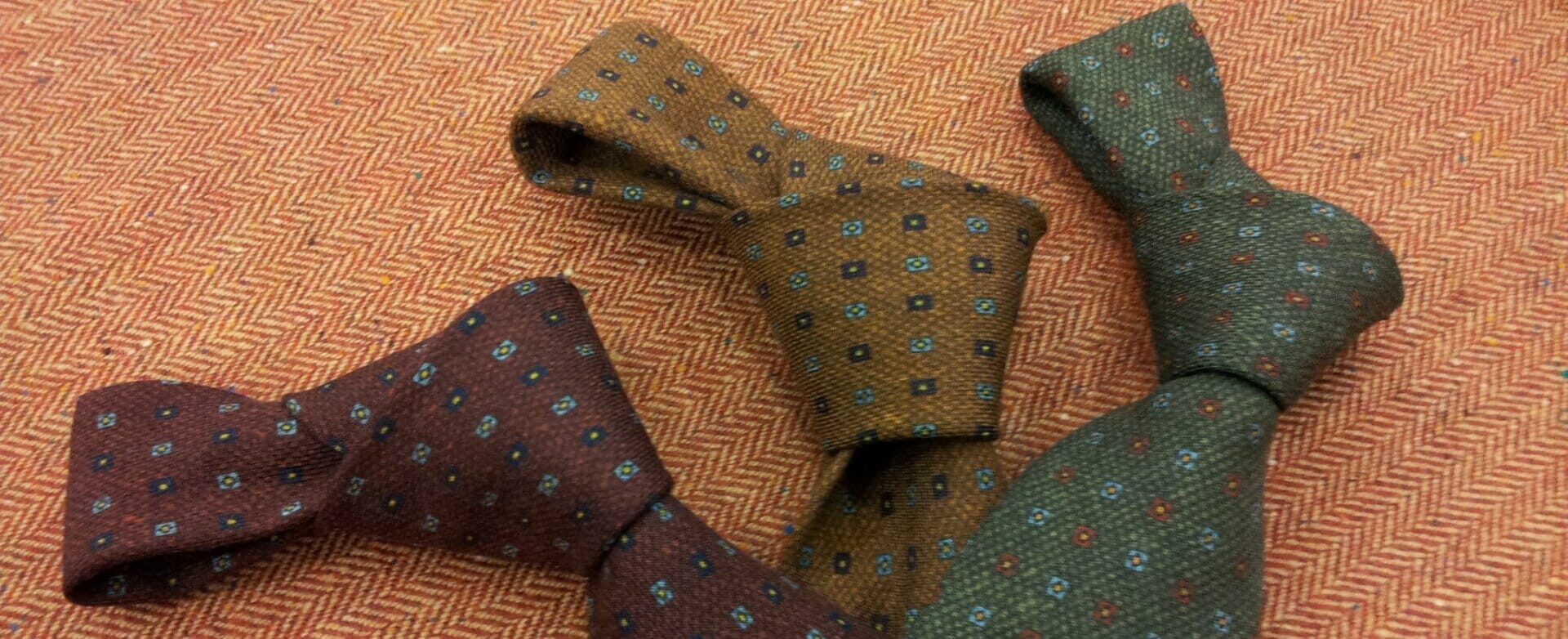 Cravatte Sartoriali in lana e seta ~ Sartoria Scavelli Roma