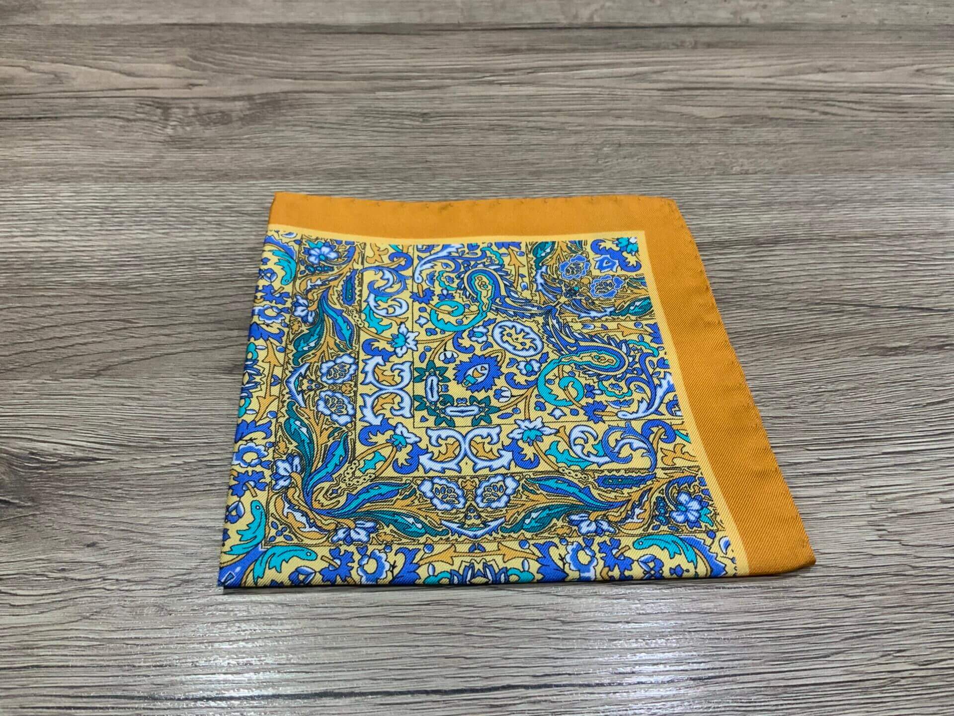 Pochette Sartoriale 23